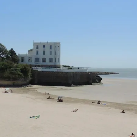 Apartmán Ensoleille Et Spacieux Avec Parking, Centre De - Fr-1-71-62 Royan