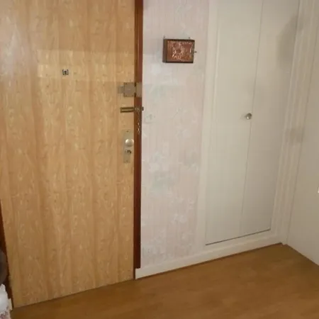 Ensoleillé Et Spacieux Avec Parking, Centre De - Fr-1-71-62 Apartamento