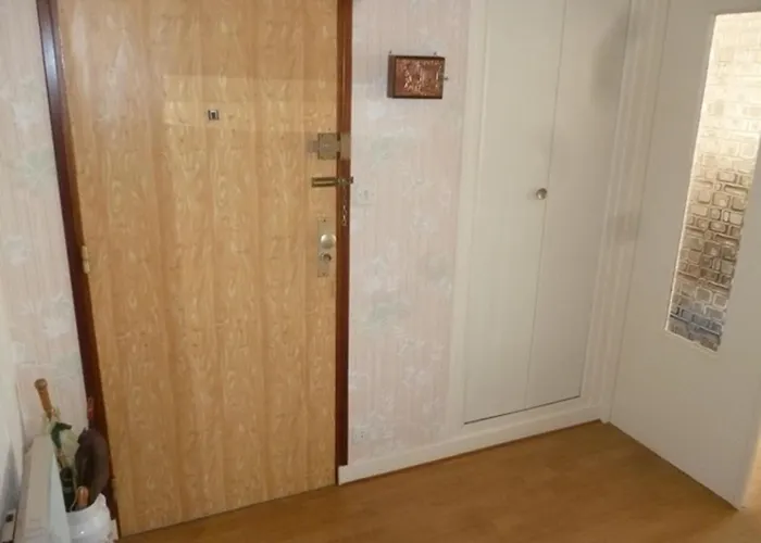 Ensoleillé Et Spacieux Avec Parking, Centre De - Fr-1-71-62 Appartement